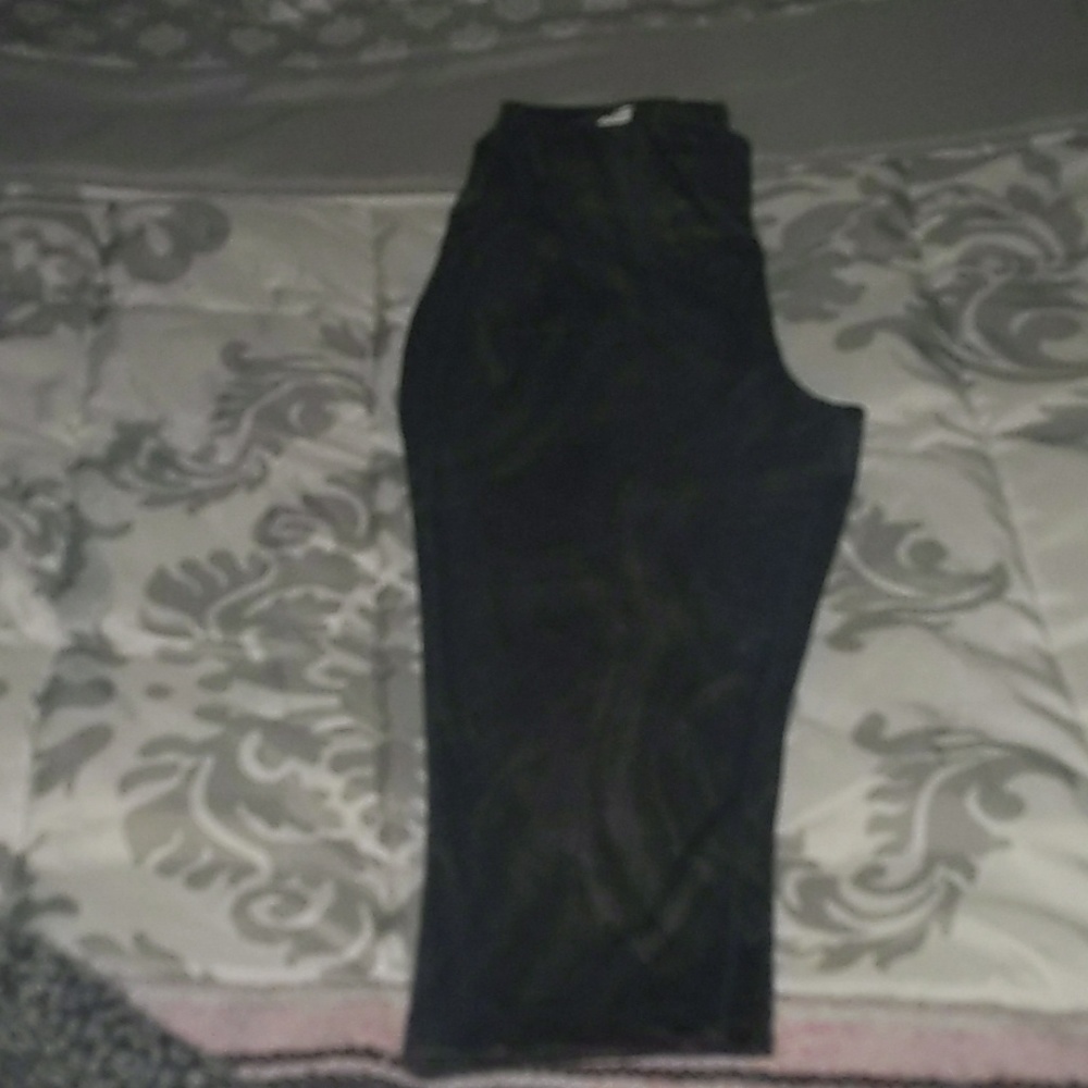 Black and grey marble calf length leggings